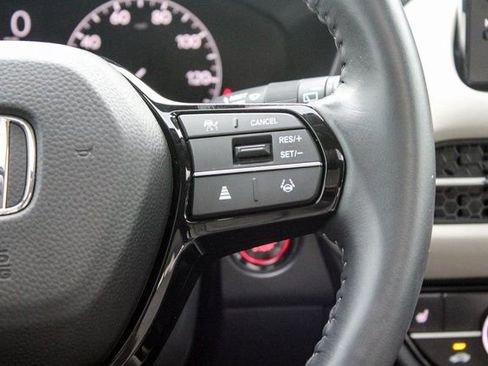 Used 2023 Honda HR-V EX-L image 30