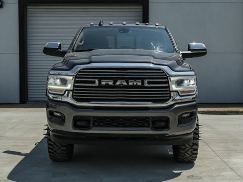 Used 2019 RAM 3500 Laramie AWD/4WD image 6