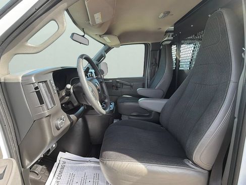 Certified 2025 Chevrolet Express 2500 w/ Driver Convenience Package RWD image 17