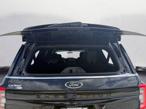 Used 2022 Ford Expedition Max Limited AWD/4WD image 17