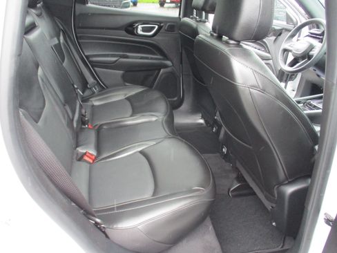 Certified 2023 Jeep Compass High Altitude AWD/4WD image 15