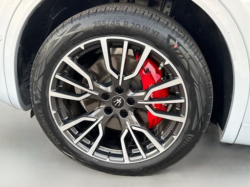 Certified 2024 Maserati Grecale GT image 42