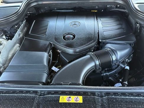Used 2025 Mercedes-Benz GLE 350 4MATIC image 8