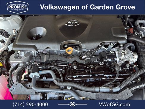 Used 2025 Toyota Camry XSE FWD image 28