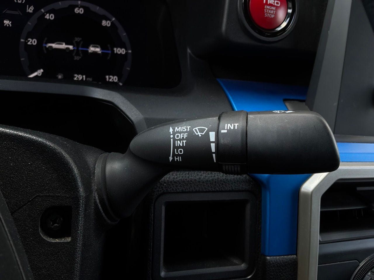 Used 2025 Toyota Tacoma TRD Off-Road AWD/4WD image 40