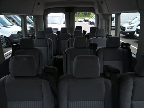 Used 2019 Ford Transit 350 XLT RWD image 16