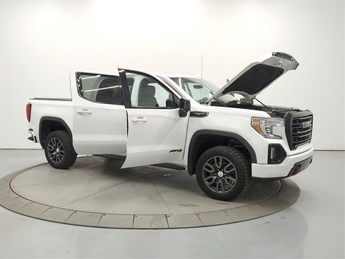 Used 2022 GMC Sierra 1500 AT4 w/ AT4 Premium Package image 9