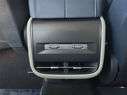 Certified 2024 Lincoln Nautilus Premier w/ Equipment Group 102A AWD/4WD image 11