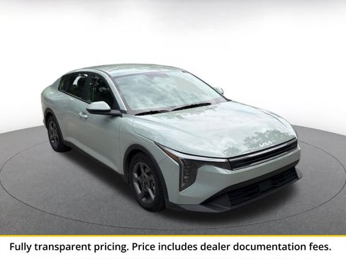 Used 2025 Kia K4 FWD image 1