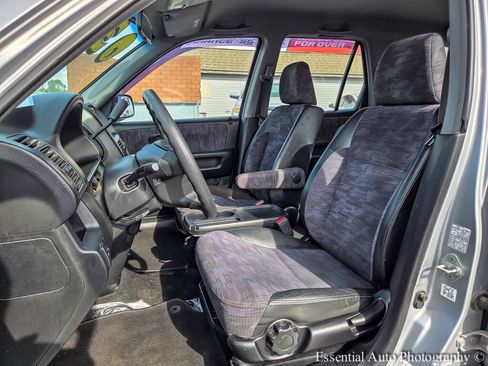 Used 2003 Honda CR-V LX image 9