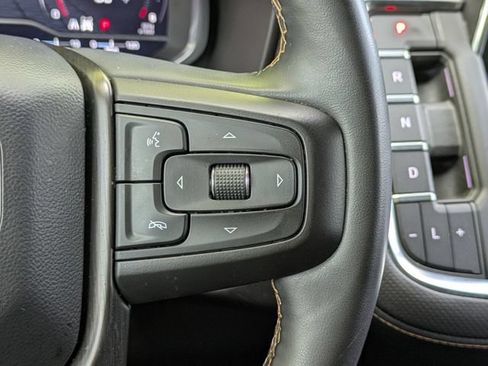 Used 2023 GMC Yukon AT4 AWD/4WD image 31