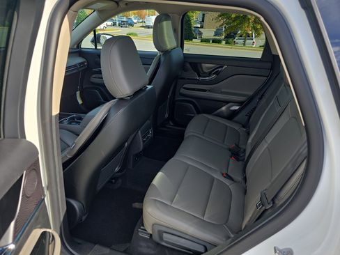 New 2026 Lincoln Corsair Premiere image 13