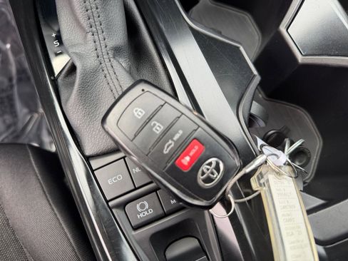 Used 2025 Toyota Camry LE image 22