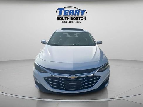 Used 2024 Chevrolet Malibu LT image 2