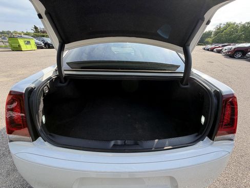 Used 2019 Chrysler 300 Touring w/ Sport Appearance Package AWD/4WD image 23