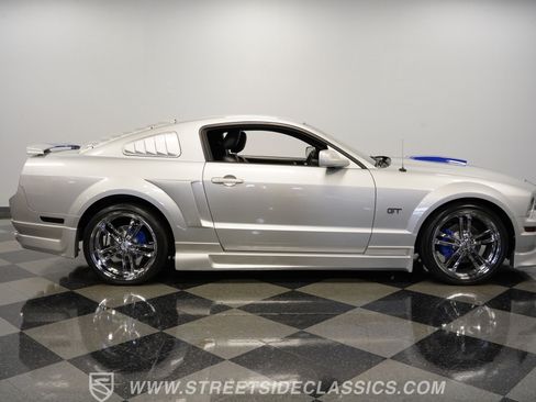 Used 2007 Ford Mustang GT RWD image 15