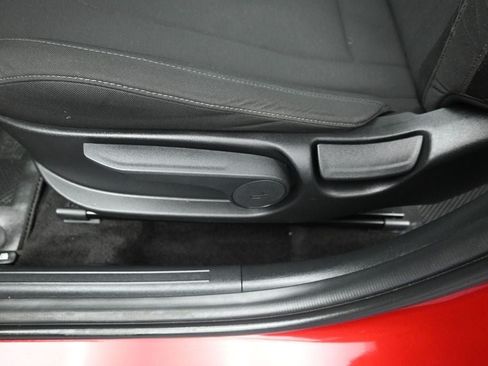 Certified 2024 Hyundai Elantra SEL FWD image 24