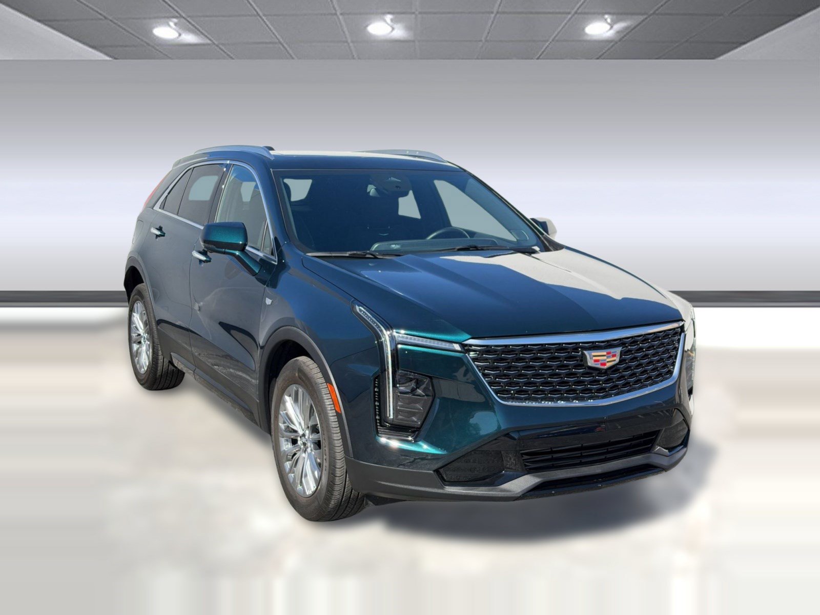 Used 2025 Cadillac XT4 Premium Luxury FWD image 6