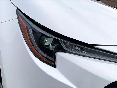 Used 2020 Toyota Corolla LE image 26