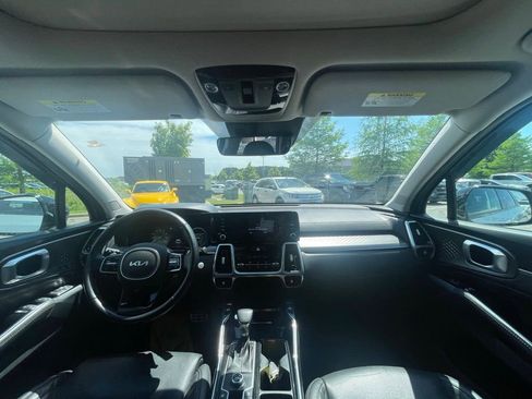 Used 2022 Kia Sorento SX FWD image 25