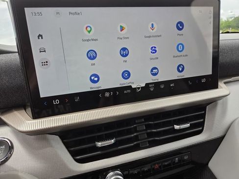 New 2026 Ford Explorer Active RWD image 7