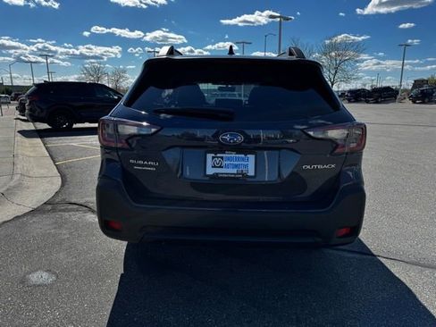 Used 2024 Subaru Outback Premium AWD/4WD image 6
