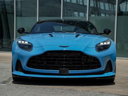 New 2025 Aston Martin DB12 Coupe image 6