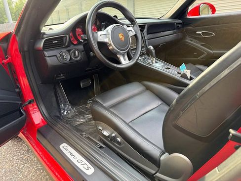 Used 2016 Porsche 911 Carrera GTS RWD image 9