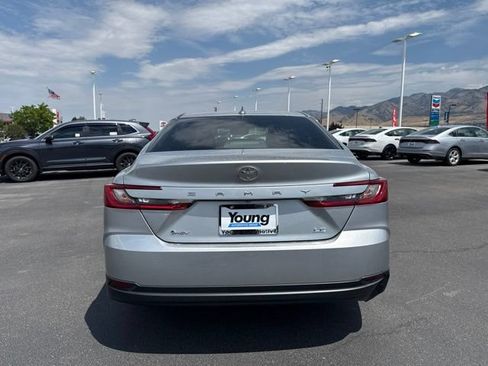 Used 2025 Toyota Camry LE w/ Convenience Package FWD image 5