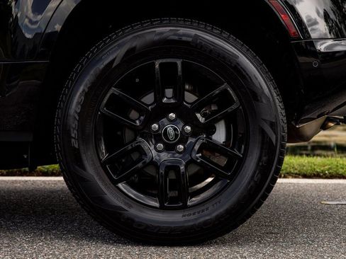 Used 2023 Land Rover Defender 110 S image 13