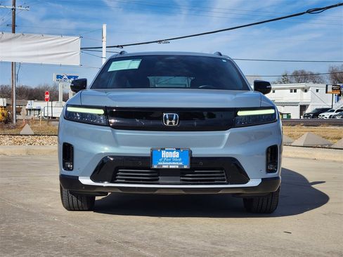 Certified 2024 Honda Prologue Touring image 2