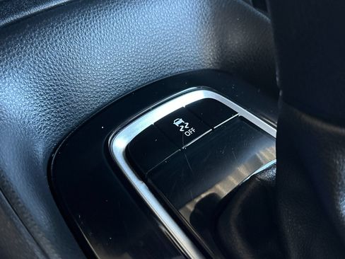 Used 2024 Toyota Corolla LE FWD image 25