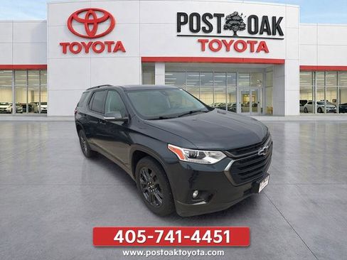 Used 2021 Chevrolet Traverse RS FWD image 15