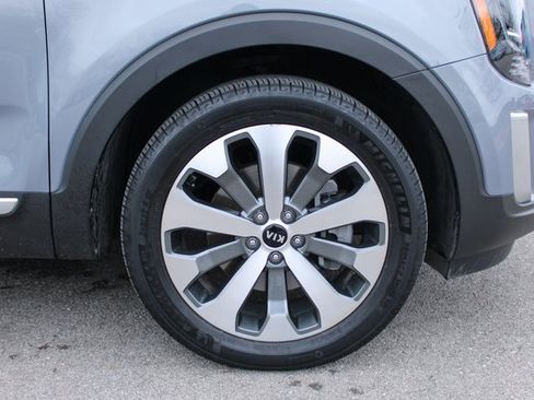 Used 2020 Kia Telluride S image 43