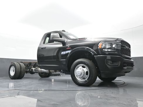 Used 2024 RAM 3500 Tradesman RWD image 53