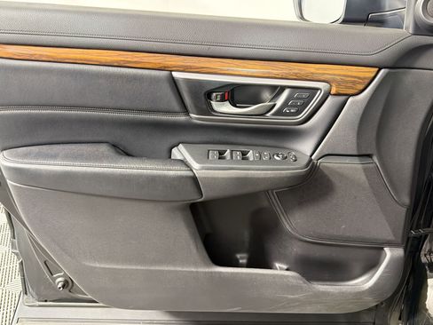 Used 2017 Honda CR-V EX-L image 11