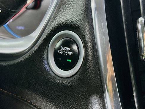 Used 2020 Chevrolet Traverse LS FWD image 19