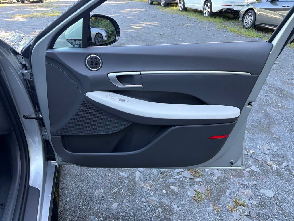 Certified 2026 Hyundai Sonata SEL FWD image 10