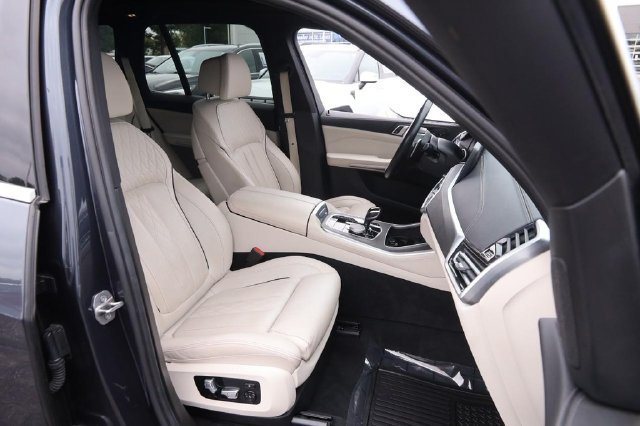 Used 2022 BMW X5 xDrive40i AWD/4WD image 35