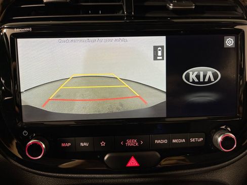 Used 2021 Kia Soul EX image 23