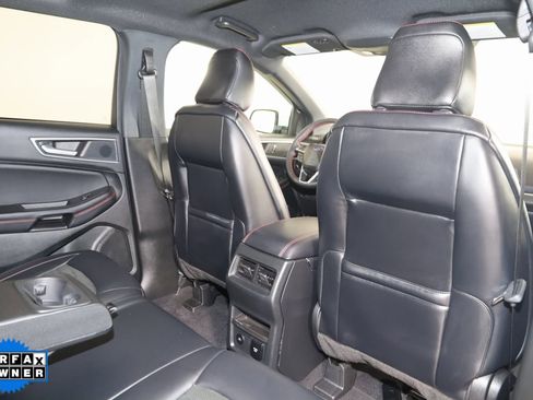 Used 2023 Ford Edge ST-Line image 14