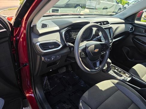 Used 2023 Chevrolet TrailBlazer LT w/ Convenience Package AWD/4WD image 20