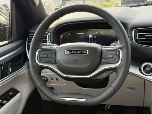 New 2026 Jeep Grand Wagoneer L Limited w/ Premium Group II AWD/4WD image 20