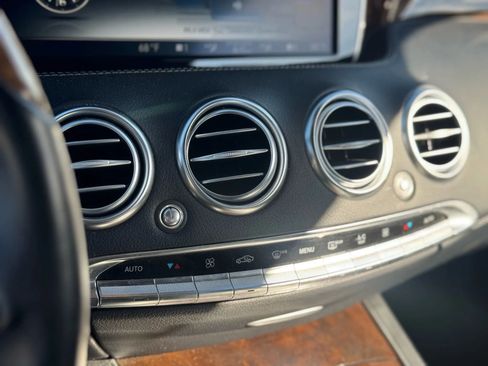 Used 2015 Mercedes-Benz S 550 4MATIC Coupe image 42