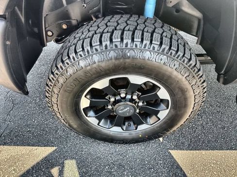 Used 2018 RAM 2500 Power Wagon w/ Luxury Group AWD/4WD image 10