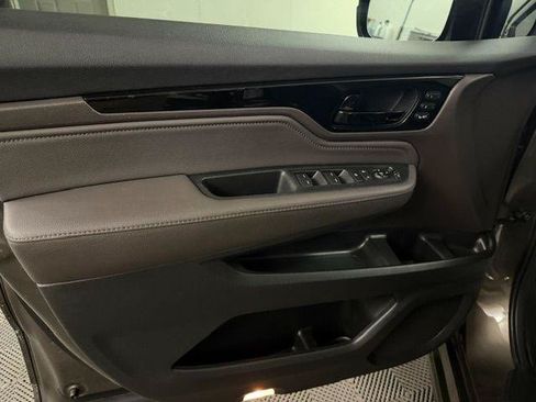 Used 2019 Honda Odyssey Elite image 8