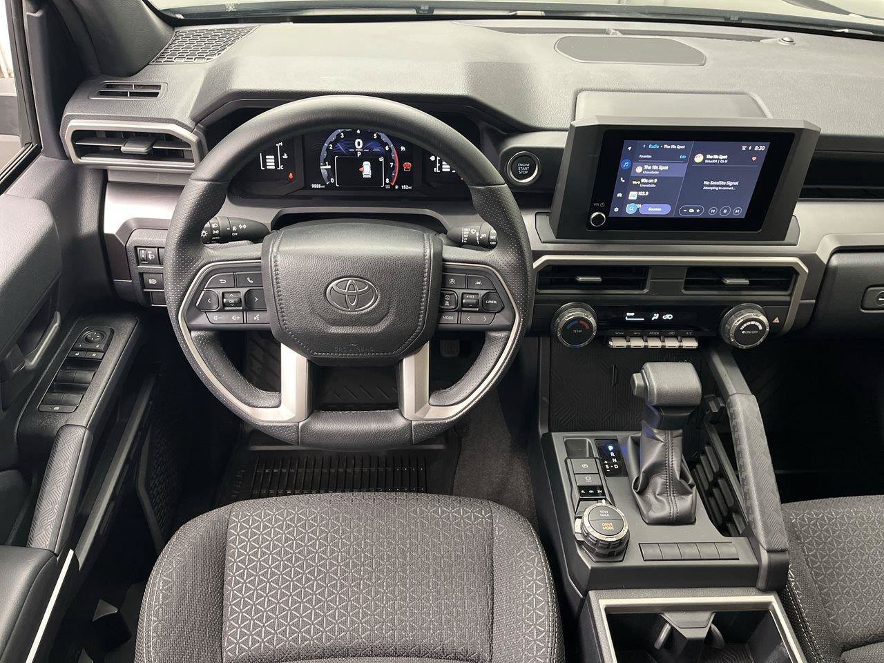 Used 2025 Toyota 4Runner SR5 AWD/4WD image 11