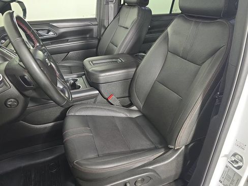 Used 2023 Chevrolet Suburban RST w/ Luxury Package AWD/4WD image 11
