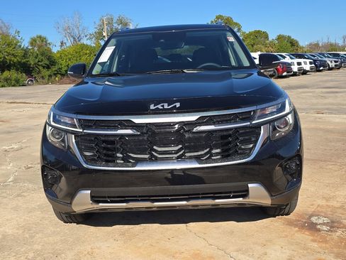 New 2026 Kia Seltos S FWD image 3