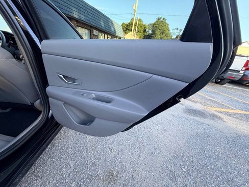 Used 2023 Hyundai Elantra SEL FWD image 63